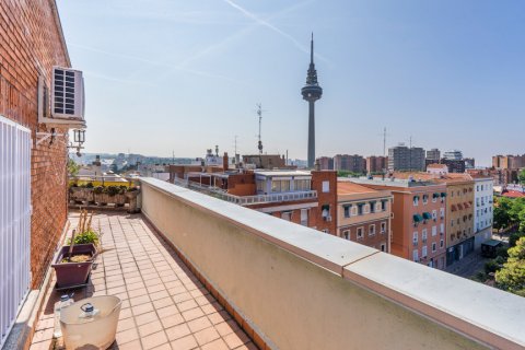 Продажа пентхауса Мадрид, Испания 3 спальни, 143м2 №122235 - фото 28