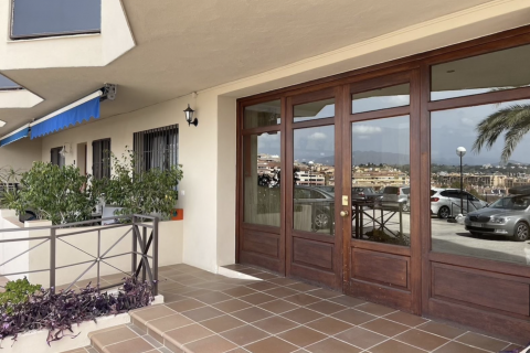 Apartment for sale Fuengirola, Malaga, Spain 2 bedrooms, 87 sq.m. No. 127401 - photo 9