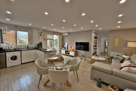 Duplex for sale Fuengirola, Malaga, Spain 2 bedrooms, 132 sq.m. No. 127400 - photo 1