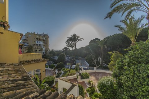 Wohnung zum Verkauf Marbella, Malaga, Spanien 1 Schlafzimmer, 63 m2 Nr. 127437 - Foto 2