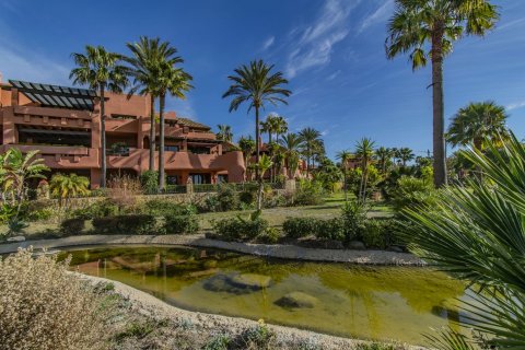 Dzīvoklis pārdošanā Estepona, Malaga, Spānijā 3 istabas, 130 m2 Nr. 127439 - attēls 3