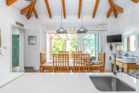 Продажа виллы в Барбате, Кадис, Испания 3 спальни, 358.8м2 №121570 - фото 20