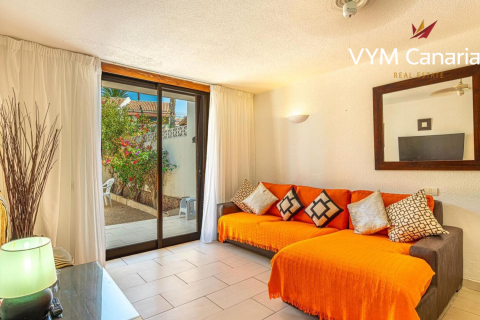 Apartment for sale Playa de las Americas, Tenerife, Spain 2 bedrooms, 90 sq.m. No. 121564 - photo 2