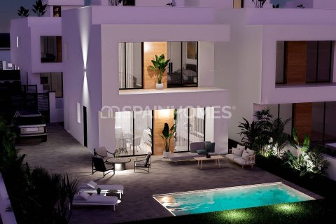 Продажа виллы в Ориуэла, Аликанте, Испания 3 спальни, 176м2 №121023 - фото 2