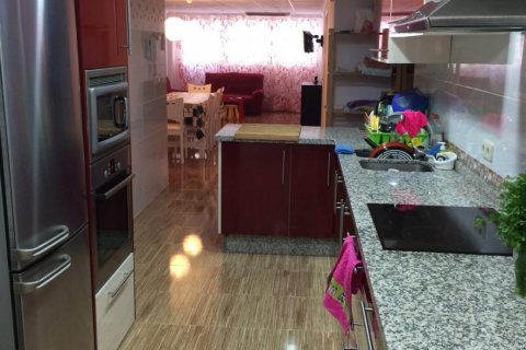 Apartment for sale Torrevieja, Alicante, Spain 4 bedrooms, 100 sq.m. No. 124875 - photo 2