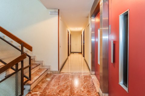 Продажа квартиры в Мадрид, Испания 4 спальни, 114м2 №122117 - фото 26