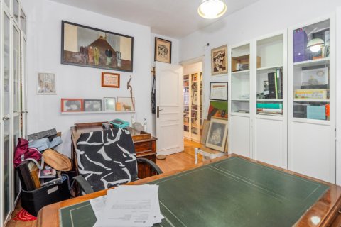 Продажа квартиры в Мадрид, Испания 4 спальни, 114м2 №122117 - фото 16