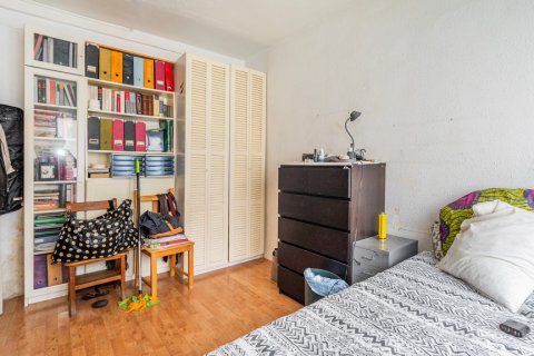 Продажа квартиры в Мадрид, Испания 4 спальни, 114м2 №122117 - фото 20