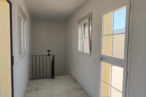 Bliźniak Estepona, Malaga, Hiszpania 3 sypialnie, 220 mkw. nr 122116 – zdjęcie 12