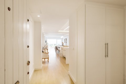 Apartment for sale Marbella, Malaga, Spain 4 bedrooms, 189.04 sq.m. No. 122115 - photo 12