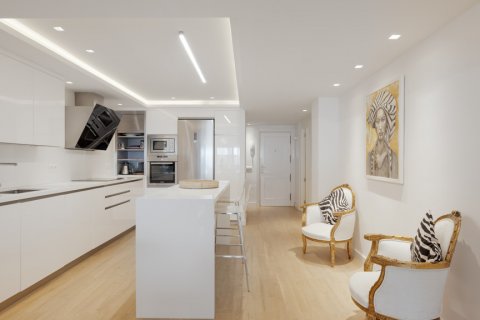Apartment for sale Marbella, Malaga, Spain 4 bedrooms, 189.04 sq.m. No. 122115 - photo 11