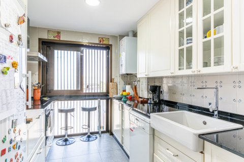 Продажа дуплекса в Посуэло де Аларкон, Мадрид, Испания 4 спальни, 164м2 №122114 - фото 24