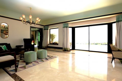 House for rent Estepona, Malaga, Spain 5 bedrooms, 750 sq.m. No. 127499 - photo 6