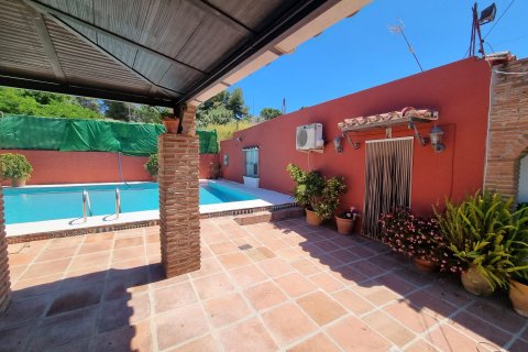 Māja pārdošanā Cortes (San Pedro De Alcantara), Malaga, Spānijā 3 istabas, 102 m2 Nr. 127500 - attēls 2