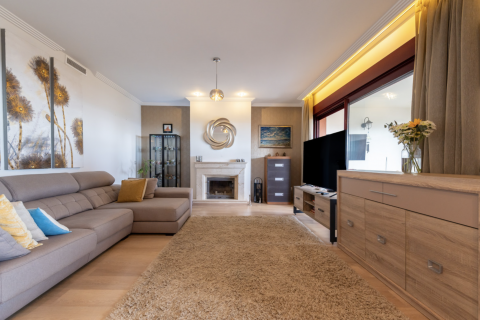 Townhouse for sale Estepona, Malaga, Spain 3 bedrooms, 468 sq.m. No. 127498 - photo 2