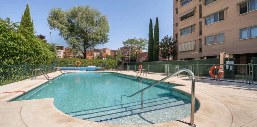 Apartament w Madrid, Hiszpania 2 sypialnie, 104 mkw. nr 124559