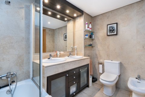 Wohnung zum Verkauf Madrid, Spanien 2 Schlafzimmer, 104 m2 Nr. 124559 - Foto 27
