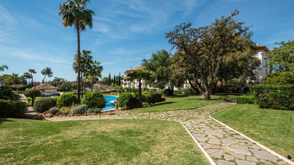 Apartamento en Marbella, Málaga, España 3 dormitorios, 115 m2 No. 124561