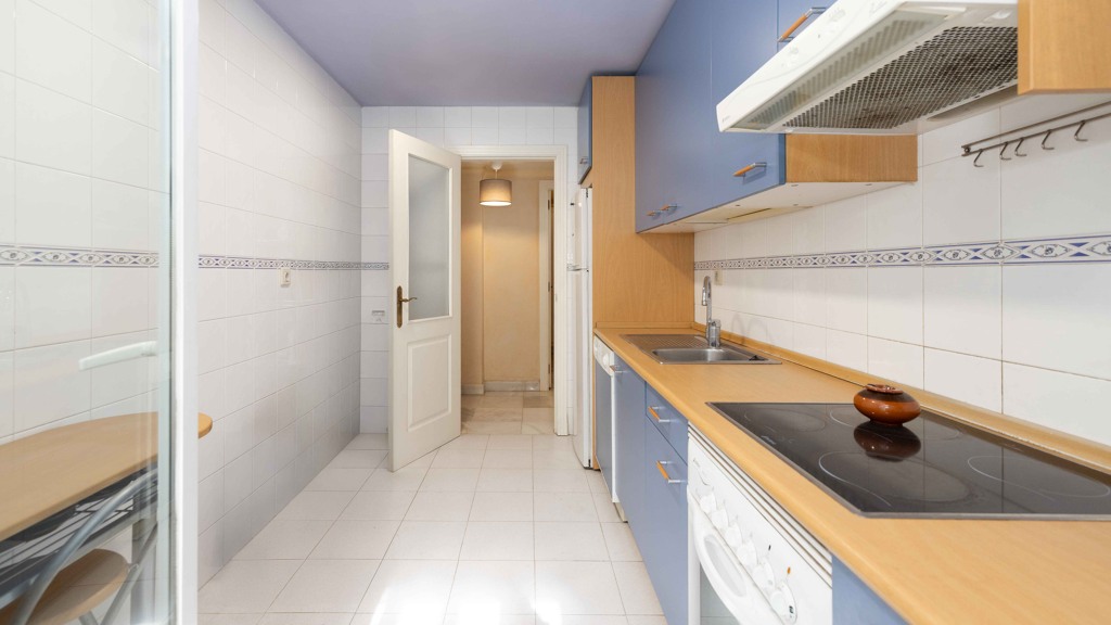 Apartamento en Marbella, Málaga, España 3 dormitorios, 115 m2 No. 124561