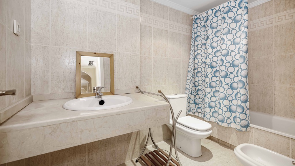 Apartamento en Marbella, Málaga, España 3 dormitorios, 115 m2 No. 124561