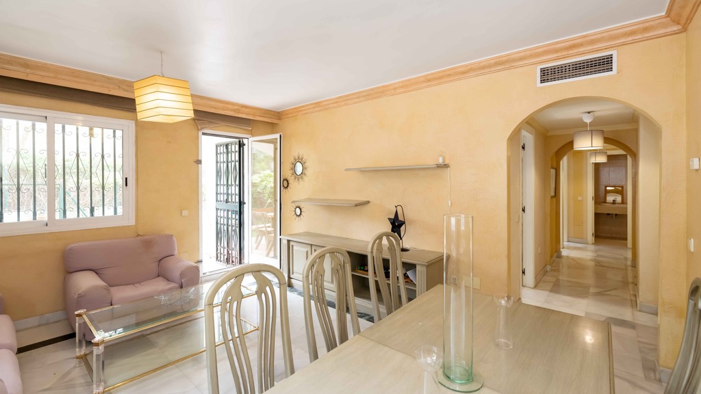 Apartamento en Marbella, Málaga, España 3 dormitorios, 115 m2 No. 124561