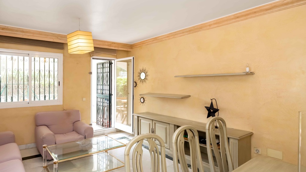 Apartamento en Marbella, Málaga, España 3 dormitorios, 115 m2 No. 124561