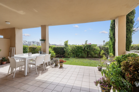 Apartamento en venta Estepona, Málaga, España 2 dormitorios, 104 m2 No. 130714 - foto 11
