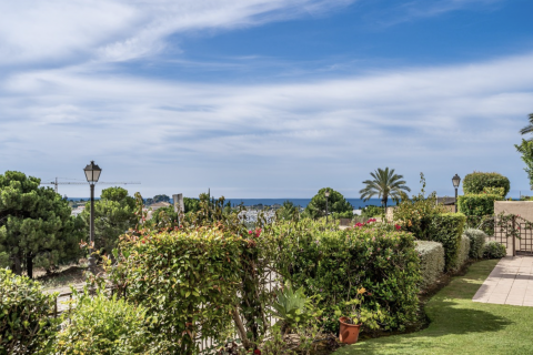 Apartamento en venta Estepona, Málaga, España 2 dormitorios, 104 m2 No. 130714 - foto 18