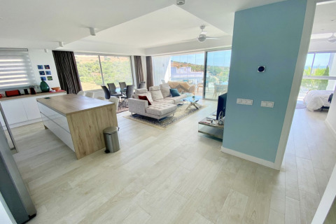 Apartment for sale Estepona, Malaga, Spain 3 bedrooms, 130 sq.m. No. 130710 - photo 13