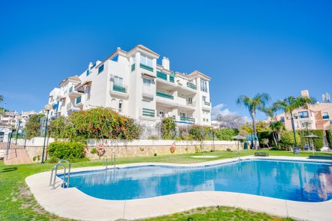 Huoneisto myytävänä Nueva Andalucia, Malaga, Espanja, 2 makuuhuonetta, 78 m2 No. 127395 - kuva 9