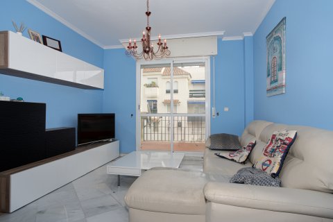 Huoneisto myytävänä Nueva Andalucia, Malaga, Espanja, 2 makuuhuonetta, 78 m2 No. 127395 - kuva 10