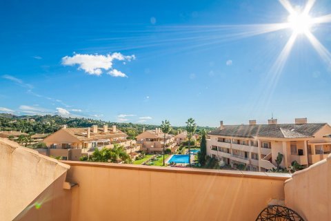 Duplex for sale Marbella, Malaga, Spain 2 bedrooms, 105 sq.m. No. 127390 - photo 2
