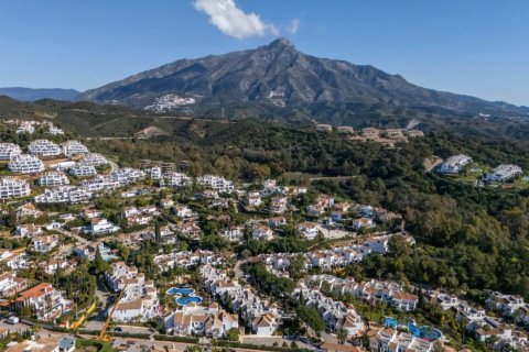 Wohnung zum Verkauf Nueva Andalucia, Malaga, Spanien 2 Schlafzimmer, 85 m2 Nr. 127394 - Foto 12