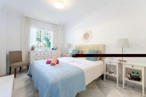 Wohnung zum Verkauf Nueva Andalucia, Malaga, Spanien 2 Schlafzimmer, 85 m2 Nr. 127394 - Foto 13