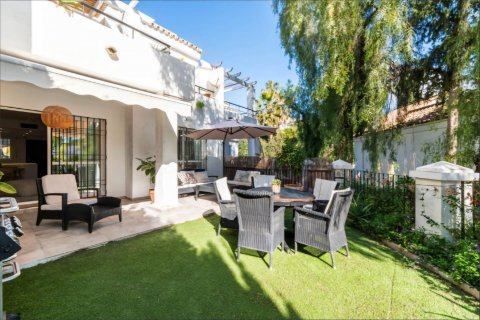 Wohnung zum Verkauf Nueva Andalucia, Malaga, Spanien 2 Schlafzimmer, 85 m2 Nr. 127394 - Foto 8