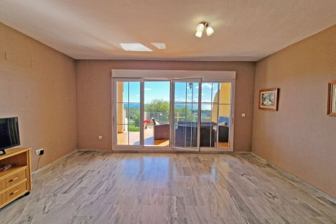 Huoneisto myytävänä Marbella, Malaga, Espanja, 3 makuuhuonetta, 154 m2 No. 127392 - kuva 17