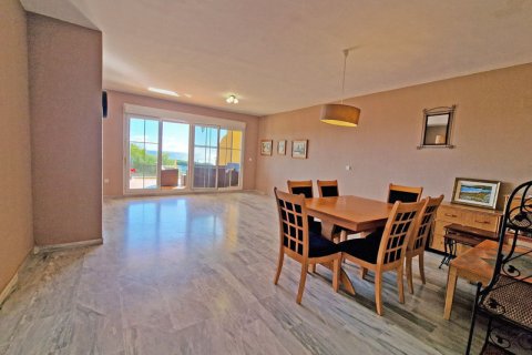 Huoneisto myytävänä Marbella, Malaga, Espanja, 3 makuuhuonetta, 154 m2 No. 127392 - kuva 14