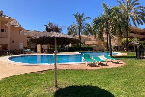Duplex for sale Marbella, Malaga, Spain 2 bedrooms, 107 sq.m. No. 127391 - photo 16