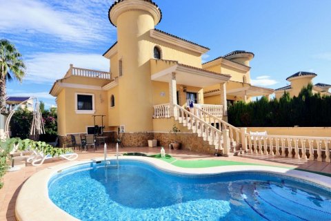 Townhouse for sale Villamartin, Alicante, Spain 3 bedrooms,  No. 125480 - photo 28