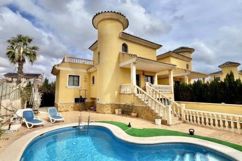 Townhouse for sale Villamartin, Alicante, Spain 3 bedrooms,  No. 125480 - photo 30