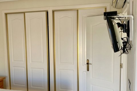 Townhouse for sale Villamartin, Alicante, Spain 3 bedrooms,  No. 125480 - photo 13