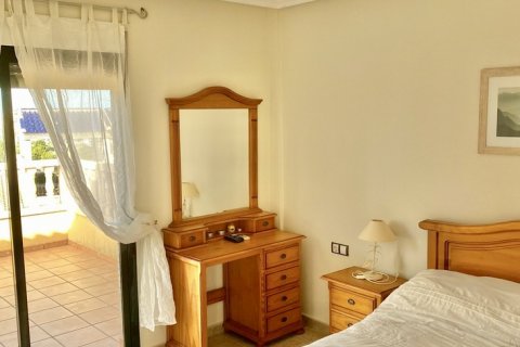 Townhouse for sale Villamartin, Alicante, Spain 3 bedrooms,  No. 125480 - photo 10