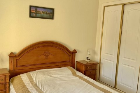 Townhouse for sale Villamartin, Alicante, Spain 3 bedrooms,  No. 125480 - photo 12