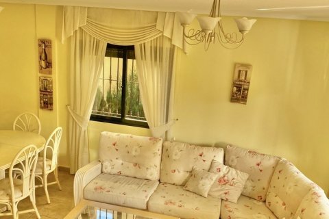 Townhouse for sale Villamartin, Alicante, Spain 3 bedrooms,  No. 125480 - photo 6