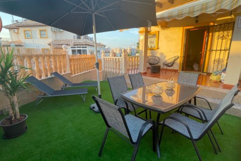 Kaupunkipientalo myytävänä Alicante, Espanja, 3 makuuhuonetta, 84 m2 No. 125479 - kuva 5