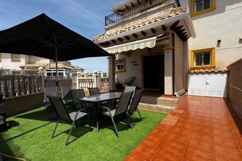Kaupunkipientalo myytävänä Alicante, Espanja, 3 makuuhuonetta, 84 m2 No. 125479 - kuva 6