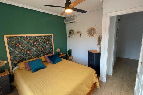 Kaupunkipientalo myytävänä Alicante, Espanja, 3 makuuhuonetta, 84 m2 No. 125479 - kuva 20