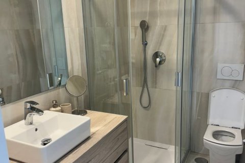 Продажа квартиры в Бенидорм, Аликанте, Испания 2 спальни, 105м2 №122601 - фото 11