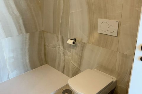 Продажа квартиры в Бенидорм, Аликанте, Испания 2 спальни, 105м2 №122601 - фото 10