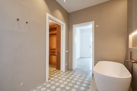 Apartment for sale Barcelona, Spain 3 bedrooms, 172 sq.m. No. 130294 - photo 16